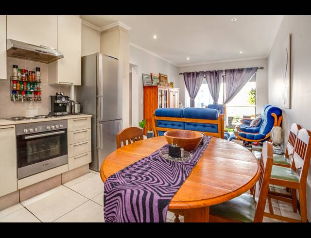 2 BEDROOM APARTMENT FOR SALE IN LONEHILL